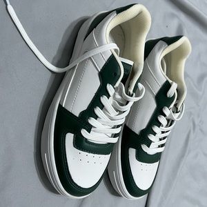 Pull and Bear sneaker